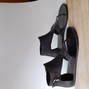 Sigerson Morrison ,Gillian Sandals. Ankle Cuff Sandals,blk  size 7B.
